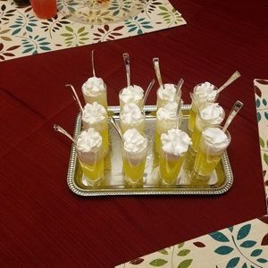 Meet your Posher, Danette